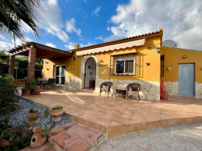 Captivating 2-Bed Villa in Alcaucin Alcaucin